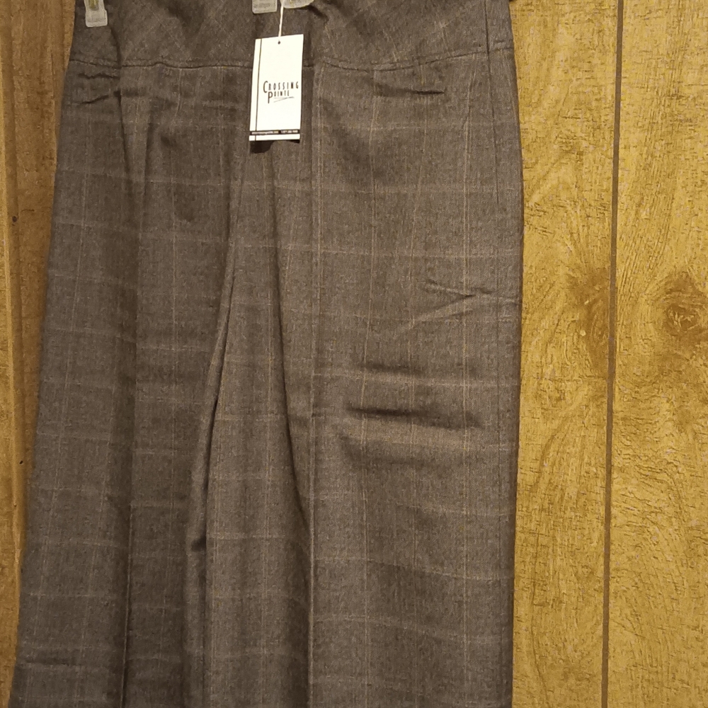BRAND NEW!!! CROSSING POINTE MISSES SIZE 20,CULOTTES. STILL IN ORIGINAL PACKAGE.